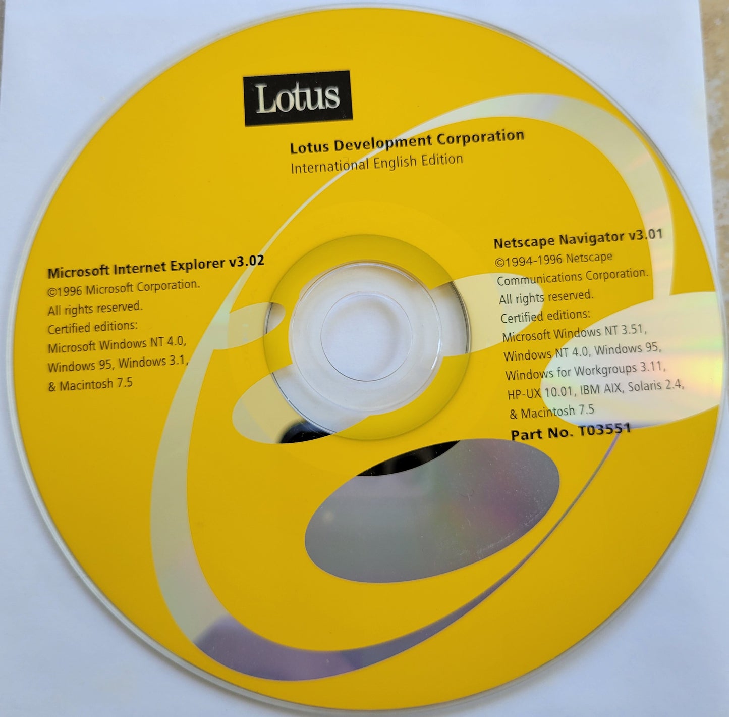 4. Vintage CD - Lotus: Microsoft Internet Explorer v3.02 & Netscape Navigator v3.01