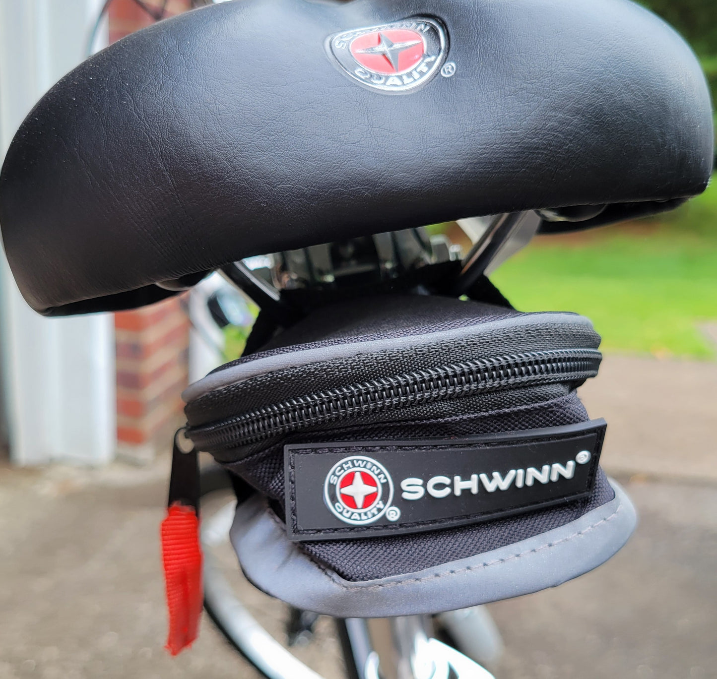 Schwinn Bicycle Seatpost Pouch Bag
