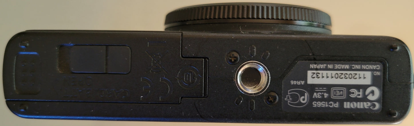 5. Vintage Camera - Canon Zoom Lens 3.8x IS